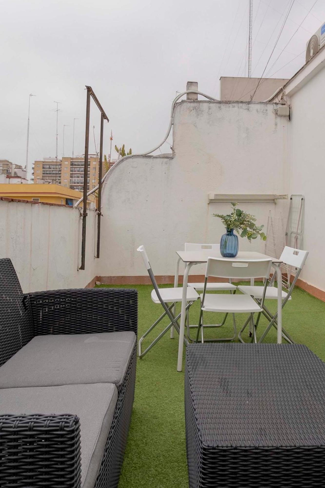 Apartamentos Los Remedios Σεβίλλη Εξωτερικό φωτογραφία