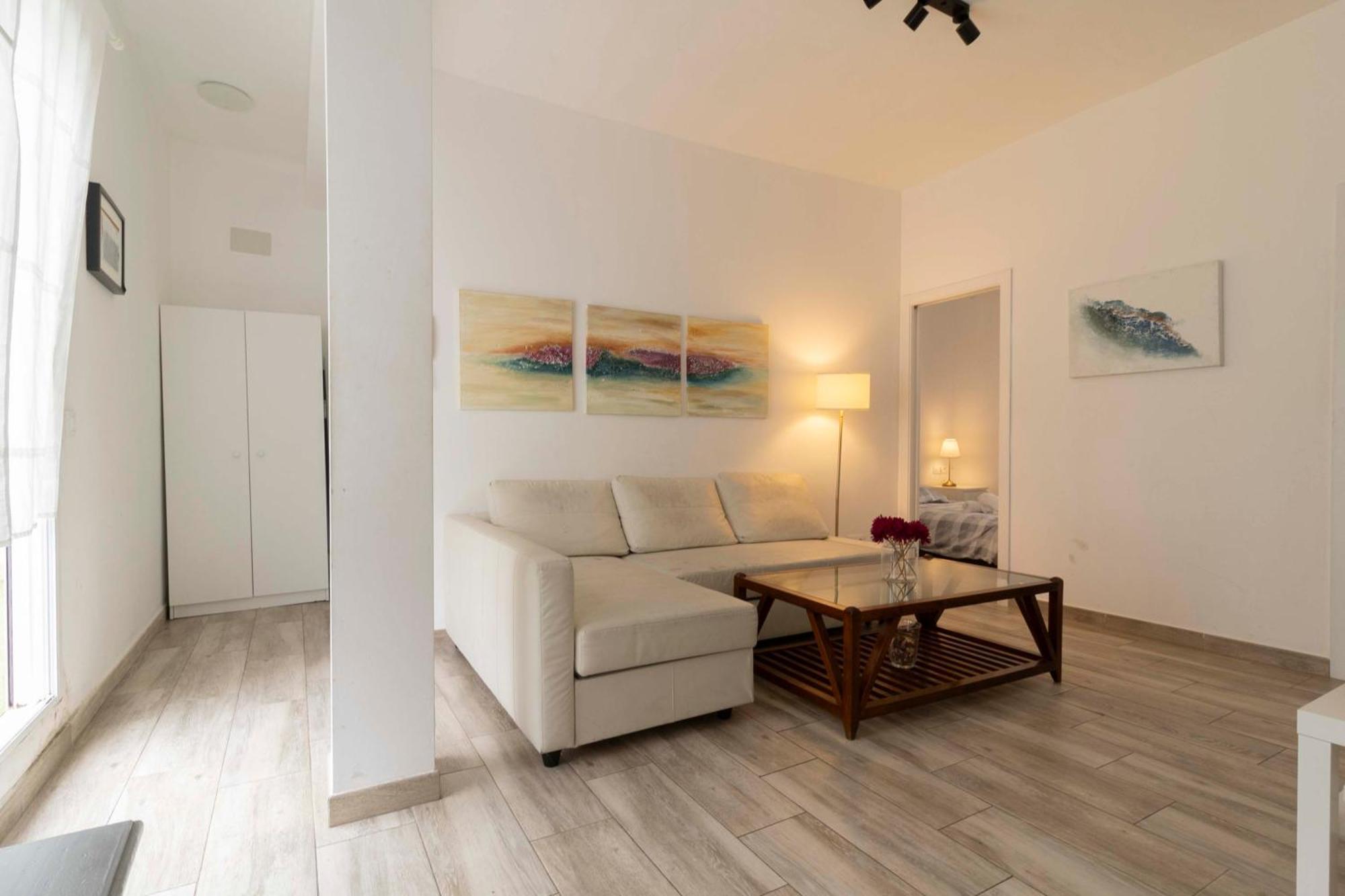 Apartamentos Los Remedios Σεβίλλη Εξωτερικό φωτογραφία