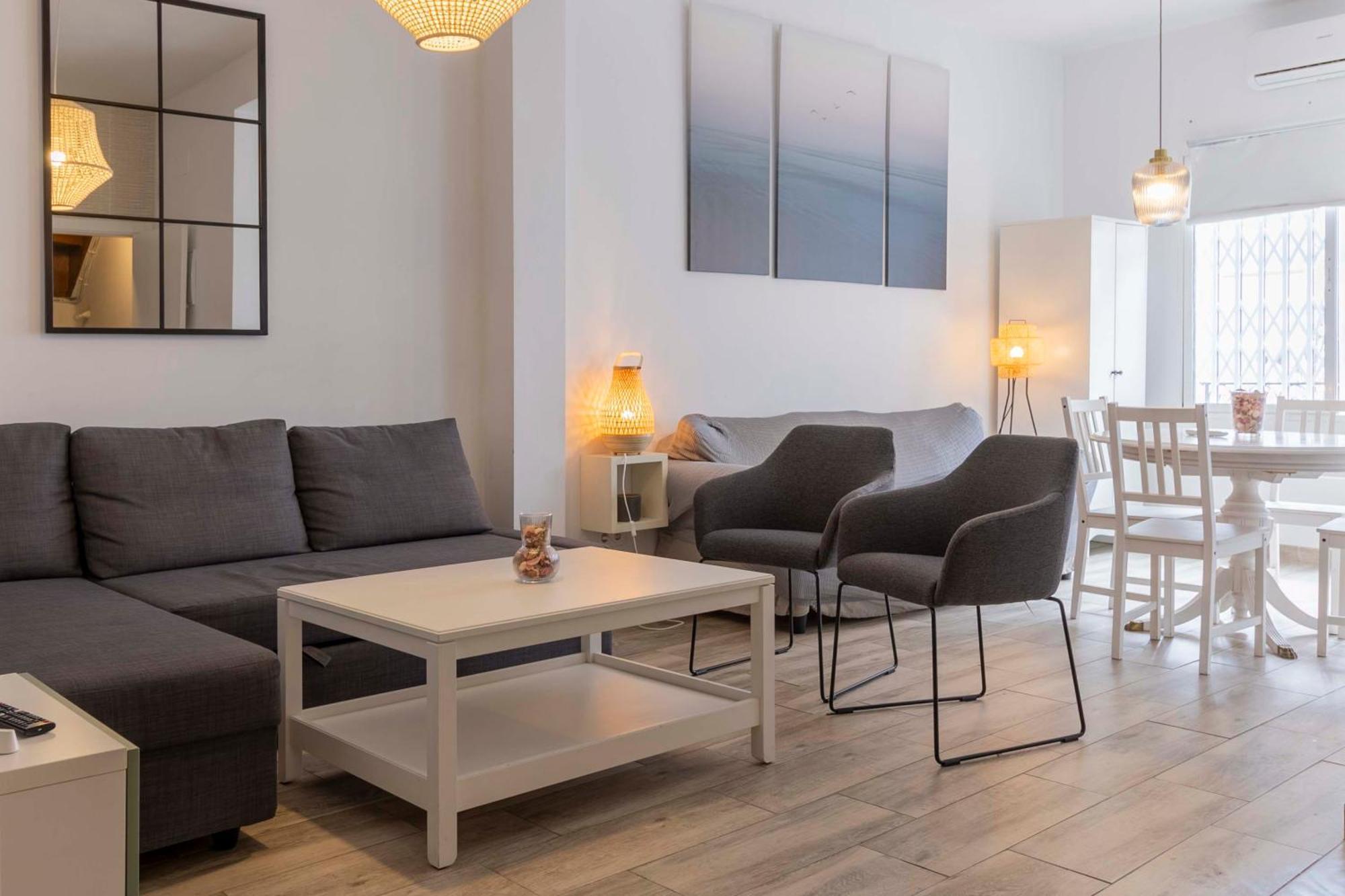 Apartamentos Los Remedios Σεβίλλη Εξωτερικό φωτογραφία